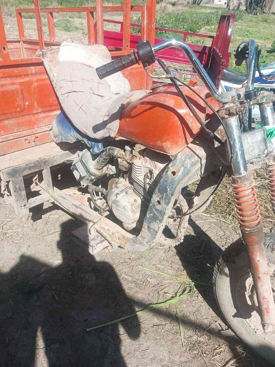 ستوته كلك لعلم اوراقها موجوده بس رقم الشاصي مسوح مكانها الغراف ستوته شغالله كلشمابيه  ‏‪***********‬‏
