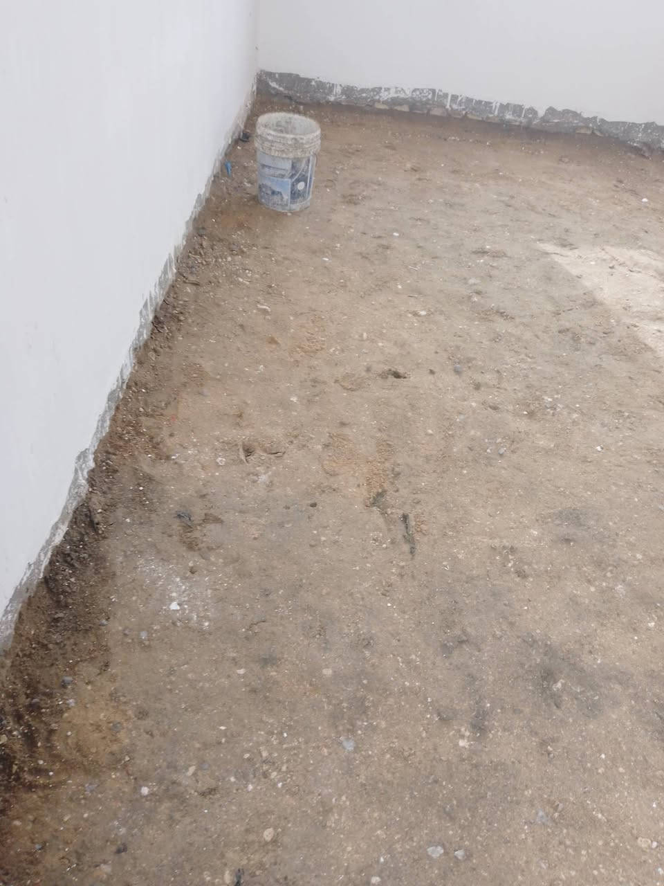 حبايبي السلام_عليكم
شغلنا يتضمن مايلي
1- اخراج التراب الزائد من البيت
2-تربيع البيت كسر
3-دك البيت بالقفاز
4- صب البيت صبه نظافة 15 سنتم
#وكذلك دك البيت السبيس والتراب +   +تصعيد تراب لصطح وتصليطه الصطح

كل هذا بكادر جيد وبسعر مناسب 
للاستفسار اكثر مراسلتنا او الاتصال بالرقم 

***********
