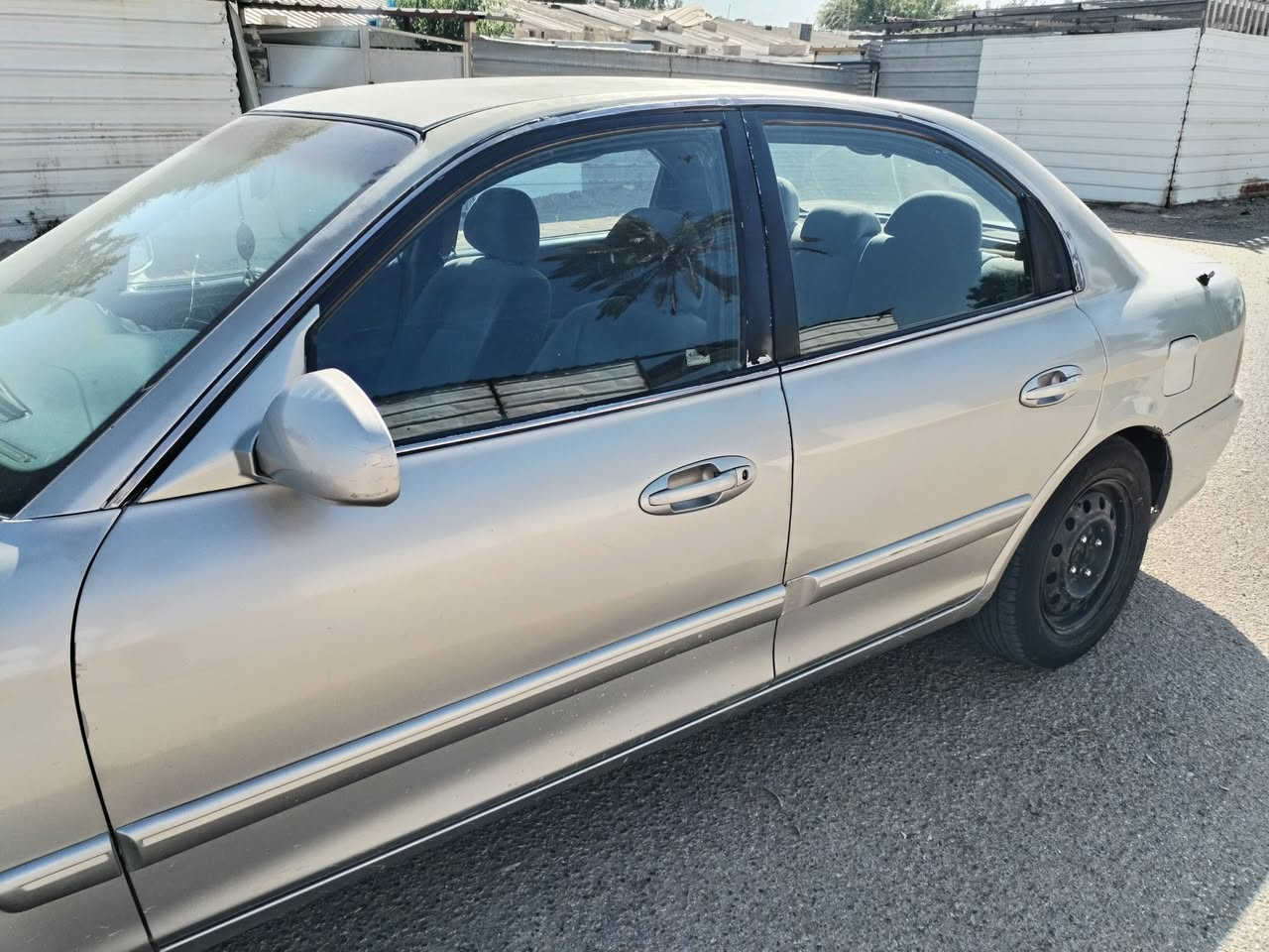 السلام عليكم 
اوبتما ٢٠٠٤ للبيع
وارد أمريكي محرك وظفيرة وعقل ٢٠٠٠ (يعني شغل مضبوط) مبدلهن على أيدي
تبريد شغال - كهربائيات شغالة 
رقم بغداد باسمي
مكاني بغداد السعر المطلوب ٥٣ وبيه مجال بسيط
للتواصل ***********

