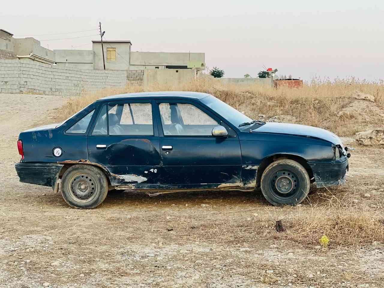 كاديت للبيع موديل 1991
رقم انكليزي نينوى باسمي 
كاربون بانزين شرط التحويل
كير ومحرك شرط 
السعر 20 ورقه وبيها مجال 
***********
