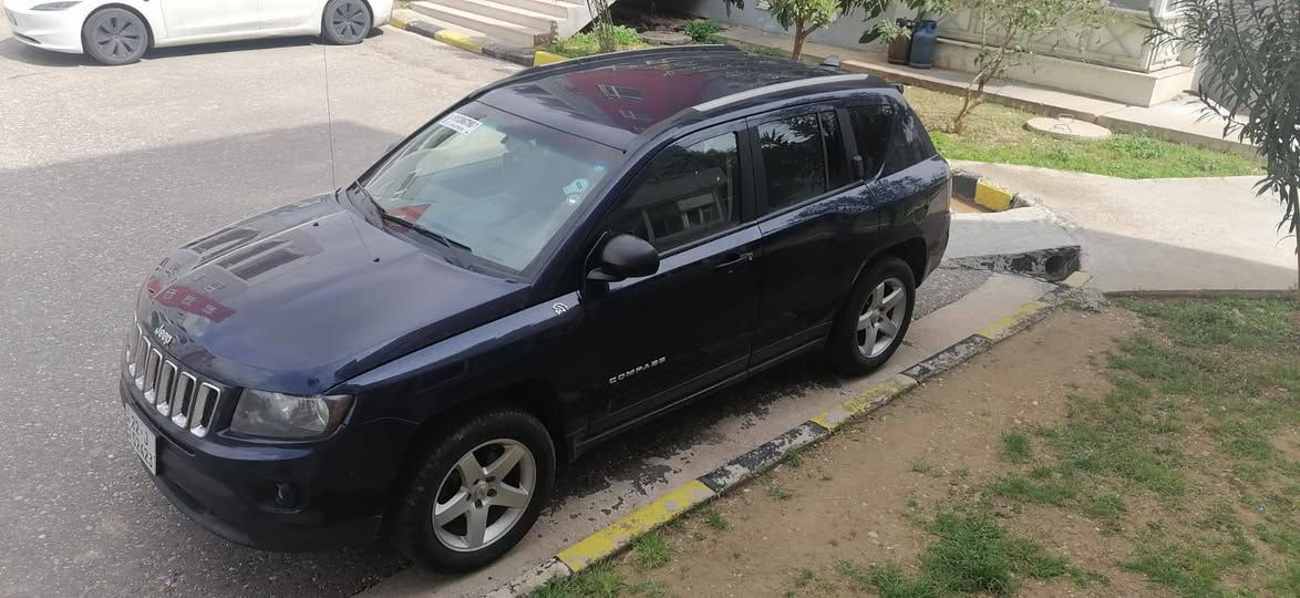 جيب 2017 كومباس
قبغ صندوق صبخ بدون دواخل
ماشية 124
سعر 105 ومجال
عنوان دهوك
رقم تلفون *********** دهوك, العراق
