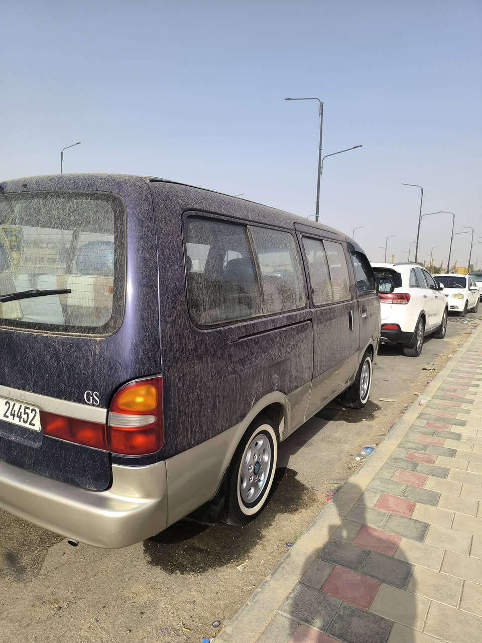 بريجو موديل96 سياحي رقم انكليزي ب اسمي كير  مكينه شواصي نظاف كلش رقمها نجف  ارضيه جديده كهربائيات كلها شغاله تخم تايرات ستوني شادله ماعايزه برغي مصفره هيئه وغرامات تحويل ثاني يوم  ..
مكاني النجف حيره .. السعر 73والشراي يشلع عيوني 
***********
