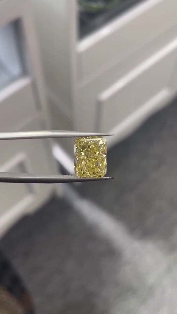Natural cut diamond
Vvs1
300 usd per ct
00212676684300


**إذا كنت صاحب هذا الإعلان وتريد حذفه لأي سبب، رجاءا أرسل رسالة إلى الدعم الفني**