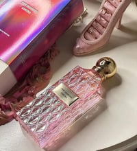 عطور نسائية • ٢٠٠مل • آخر قطعتين