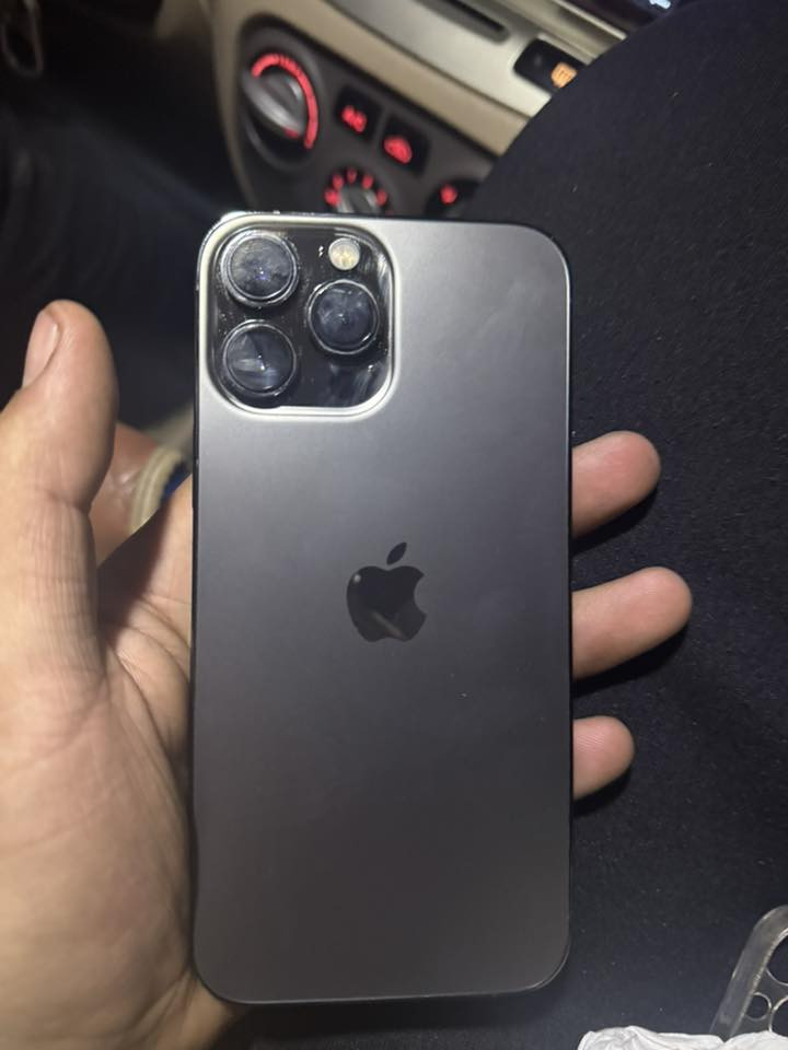للبيع آيفون 13بروماكس ذاكرة١٢٨ سعر 600
***********
