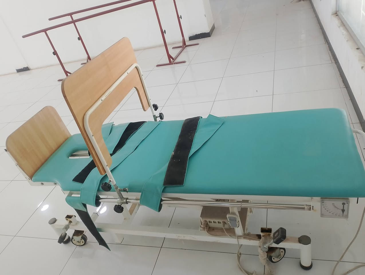 جهاز وقوف مستعمل جداً قليل للبيع تواصل خاص او على الرقم ***********
