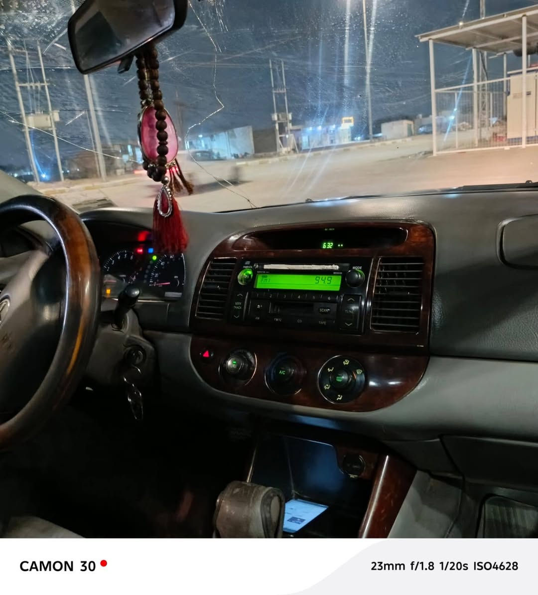 سلام عليكم كامري 2004  محرك 2400            بي تبخير. بدون تنقيص
فقط رقم انكليزي سنويه بسمي لل 2027
 كير اوتو جديد السياره محتاجه صبغ عام وترتيبات 
مصبوغه عام وبيه جراد السياره فوول.  مواصفات كشانت كهرباء لايت زنون كهربائيات كله شغاله غرفته جديده صدر جديد ويل كروم جام كهرباء مسجل راديو بلادي شركه 
السعر 75  وبيه مجال مكاني الرمادي 
*********** واتساب 
*********** واتساب
