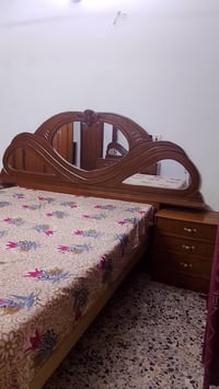 غرفة صاج • خمس قطع • للبيع