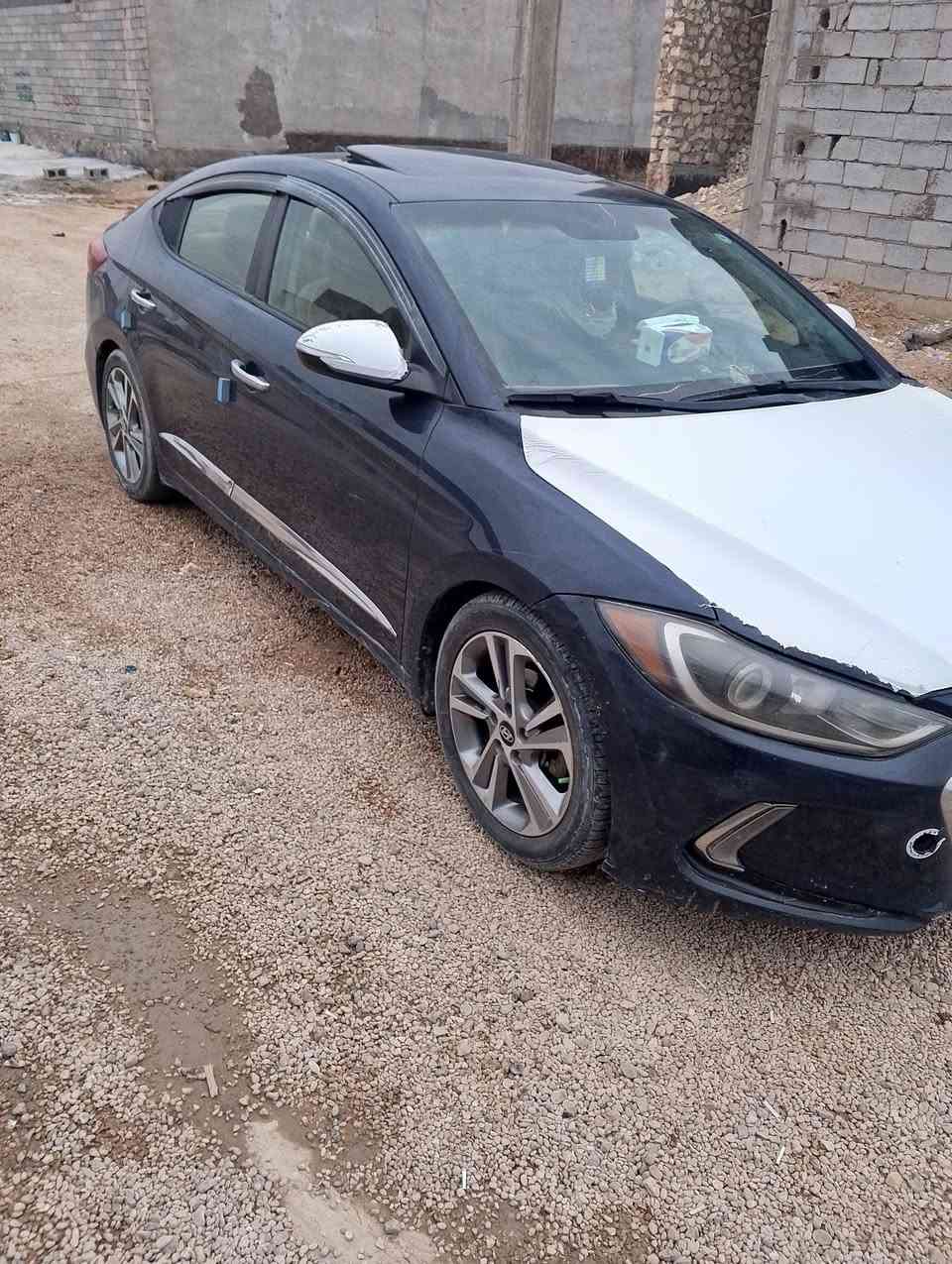 سلام عليكم للبيع النترا موديل 2017 كندي رقم اربيل بسم عربي تحويل مباشر  فول مواصفات 1/1 بصمه تشغيل بصمة ابواب فتحه تحكم جهتين تدفئه وتبريد بالكشانه وبعد بيهه اهواي مواصفات مكينه 2000دوش سياره بيهه ابراس البنيد طخه وشويه بالباب الوره السايق ورصعه بصيطه بالچاملق الخلفي بدون دواخل شواصي تكم لغود كله شركه مكان الرمادي السعر 105 وبيهه مجال ورجائآ الموشراي لايتصل رقم الهاتف ***********
