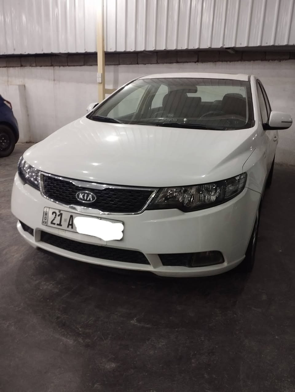 اسلام عليكم ورحمة الله وبركاته من رخصت الادمن المحترم  للبيع كيا سيراتو موديل 2013 خليجي لون ابيض رقم سليملنيه تحويل مباشر سعر المطلوب 108 السياره كير مكينه تخم تاير حداديه كهربائيّات كلة وضع الشركه بيهة باب صايق طخه بدون اي دواخل  سونار موجود مع صور  مكان سياره انبار فلوجه  للتواصل 
‏‪0786 501 9592‬‏-----***********
