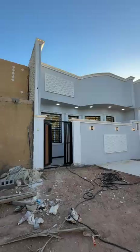يالله اللهم صل على محمد وآل محمد  بيت اللبيع في كربلاء المساحه 100طابقً واحد بناء طابوك جمهوري العنوان كربلاء شارع بغداد مقابل مجمع الرحمان شارع كماليه يصلح سكن او حسينه الزور  أي الاستفسار اتصال للرقم واتساب *********** *********** ***********
