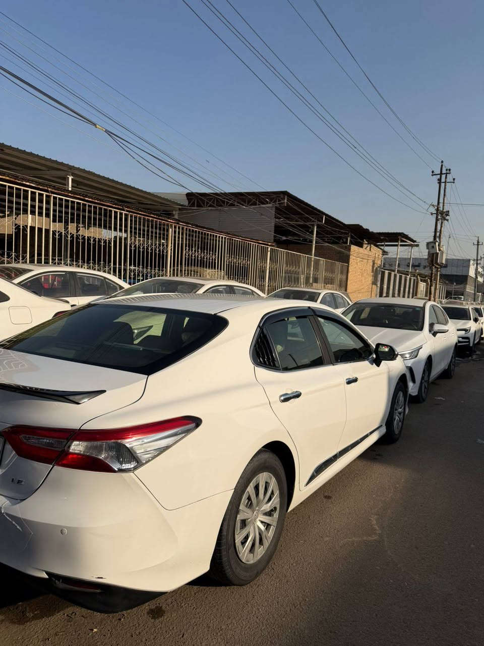 السلام عليكم كامري هايبرد كلها شرط بلاد٢٠٢٣ تكسي دبي السعر ١٣٠ سياره جديده بدون اي نقص تخم تاير جديد العنوان صلاح الدين ***********
