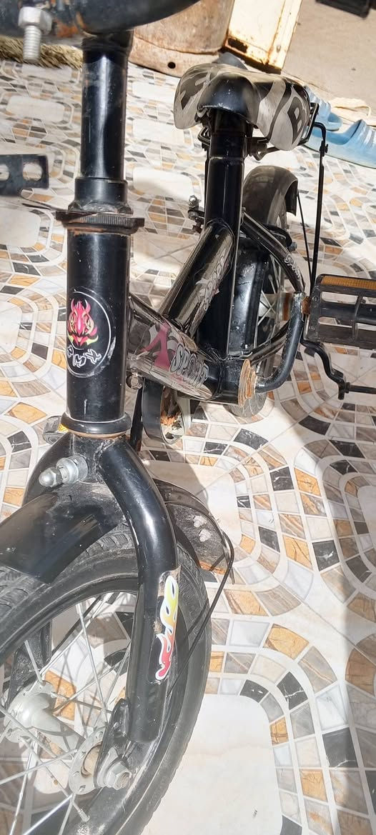 السلام عليكم بايسكل للبيع مكاني عزيزيه سعره 30❤️للاستفسار ***********واتساب أو ماسنجر مفتوح 24ساعه❤️
