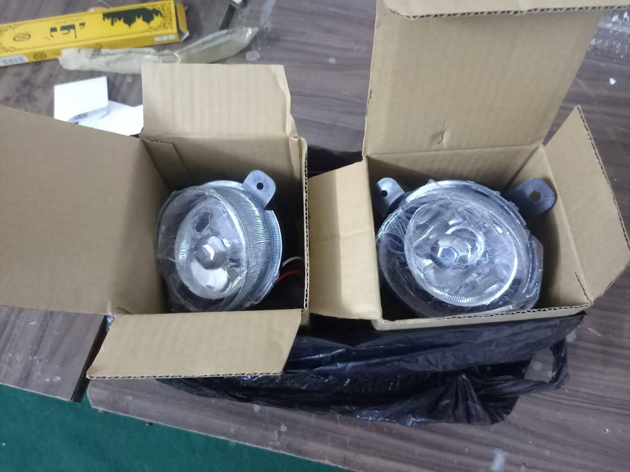 لبيع دعامية فتون أمامية جديده غير مستخدمه السعر 40 الف بلوجكترات اماميه فتون جديده غير مستخدمه السعر 15 الف المكان البياع الشرطة الخامسه الاستفسار ***********
