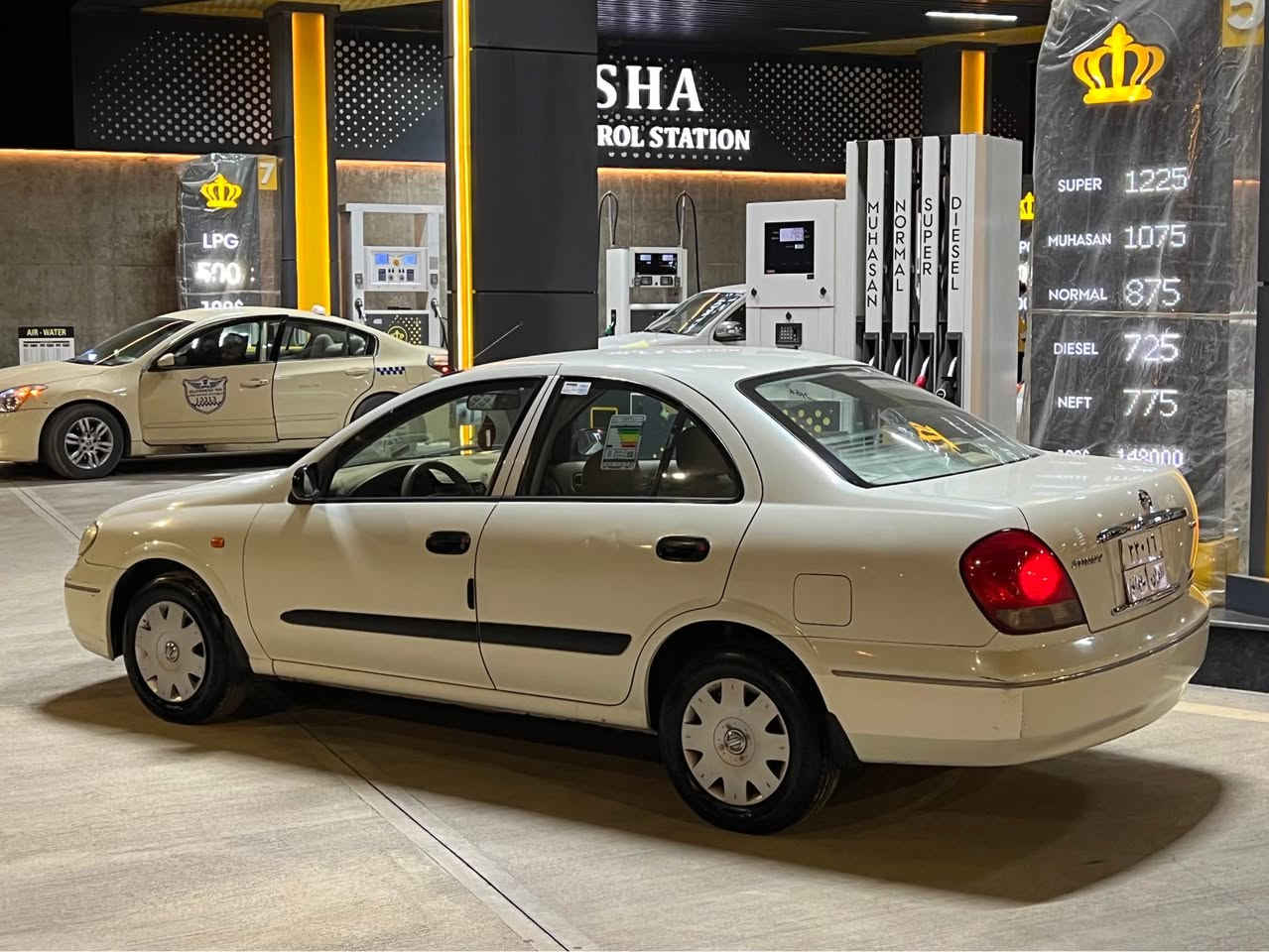 ***********  سليمانى 
٨١ $ قوفلى فروشتنى خيرا 
سه نى يابانى ٢٠٠٩ گير عادى بوياخى نيه  پيشو دواى كه پسه  سه نه وى تا كوتاى ٢٠٢٦ تازه يه گيرو مه كينه و ته بريدو ته قه و ره قه ى به شه رت السليمانية, العراق
