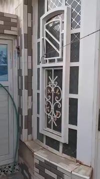 ورحمه الله وبركاته بيت للايجار  الموقع حي ميسان الشريط قطاع 77 قرب ثان...