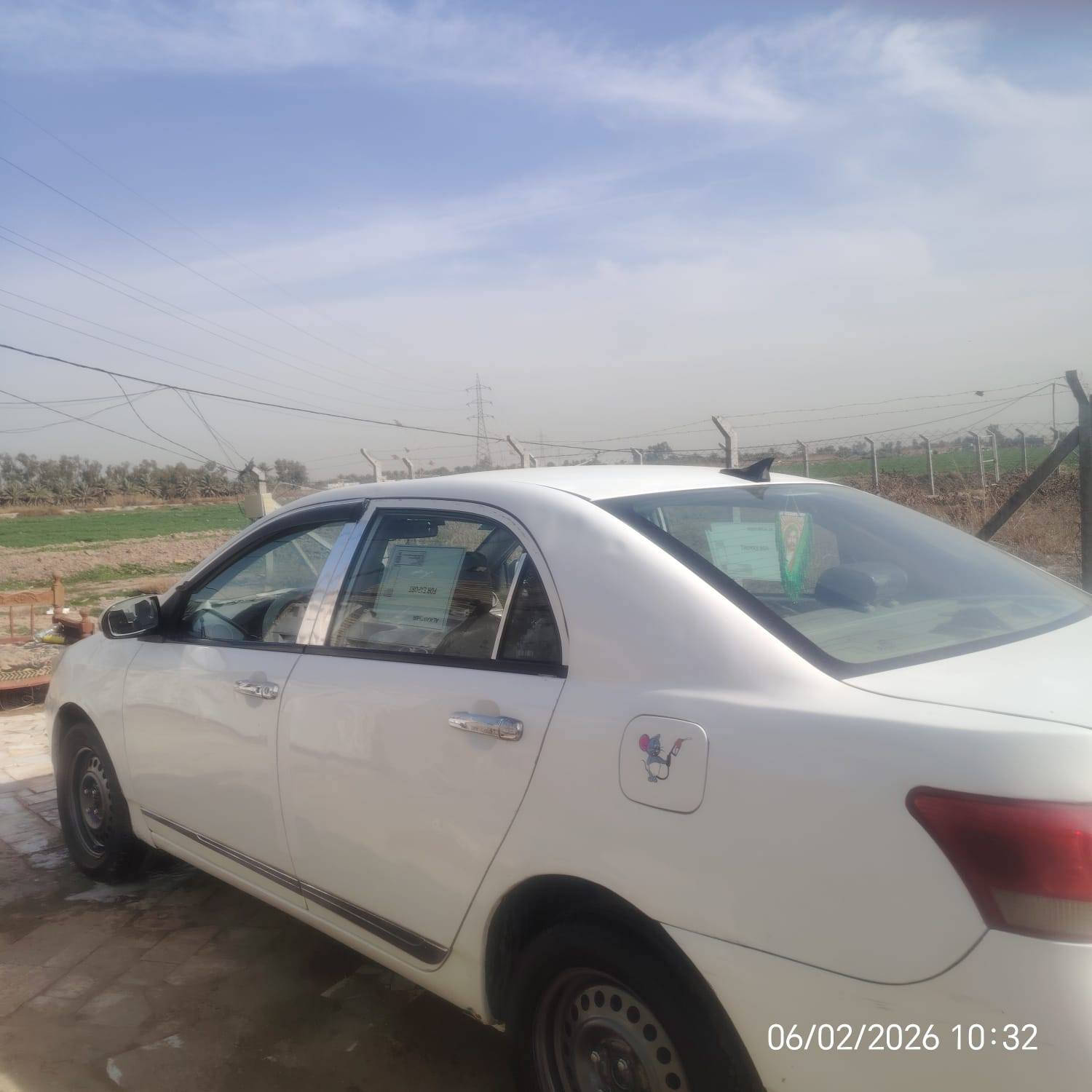 سلام عليكم بي واي دي جي 3 موديل 2013السياره نضيفه محرك جديد قبل شهر شديته ودوشمه جديده وبصمه جديد صدر جديد نقص تايرات تبريد تدفئه مكفول مكان بغداد رقم بابل بسمي تحويل ثاني يوم السعر 57 وبيهه مجال حك الجيه المكان بغداد الشعله 
***********
