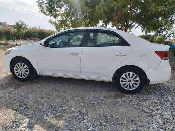 کیا سیراتو 2011 خلیج سیارە بیه قطعه واحد صبغ بدون حادث بدون معجون گیرمکینە تبرید بشرط سونرموجود سعر97ورقه مکانی کلار***********
