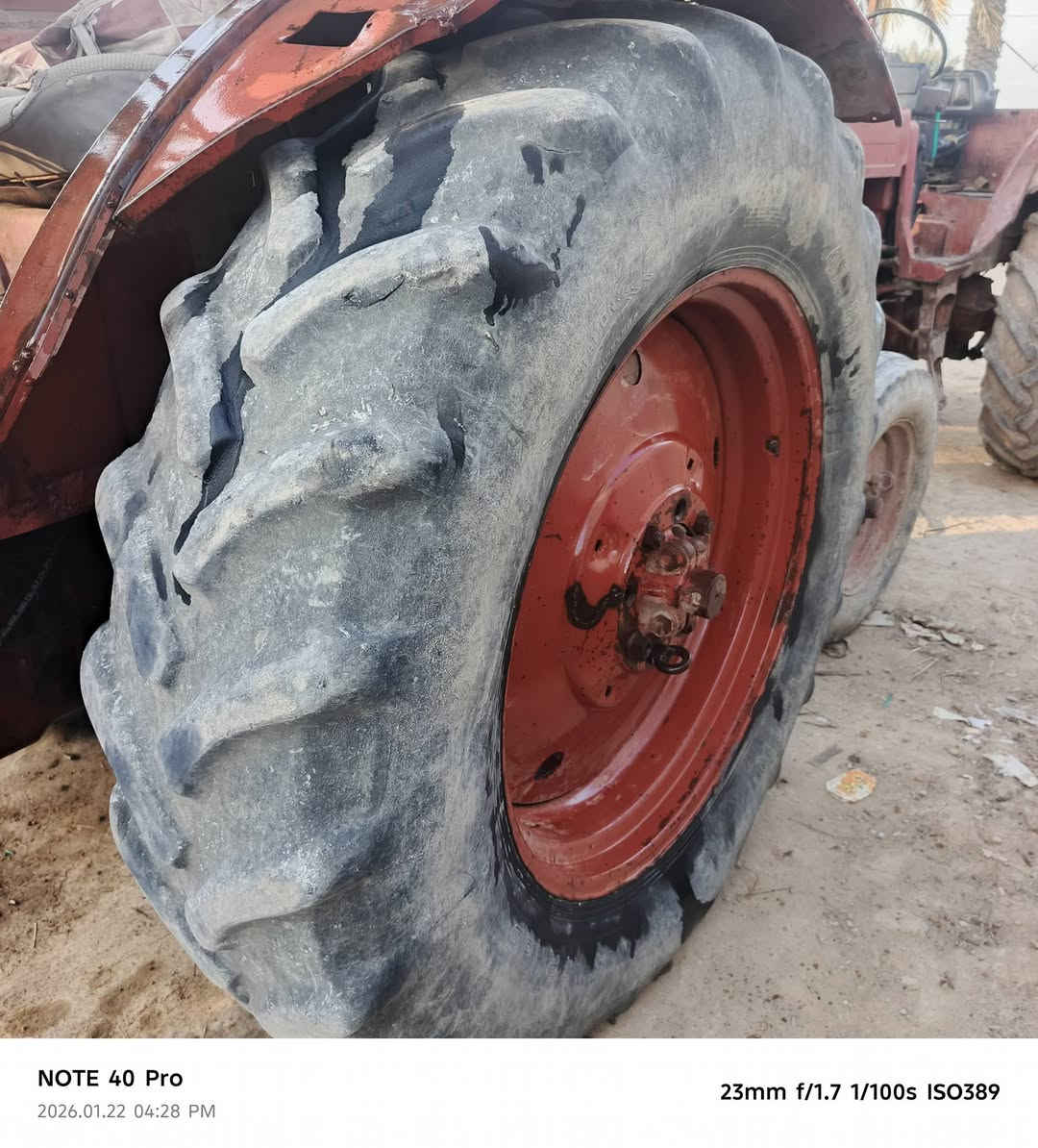 سلام عليكم تايرات بلاروس للبيع 38 تايرات نضاف اذا اكو مراوس 30 الاستفسار *********** المكان ناصريه قلعه سكر
