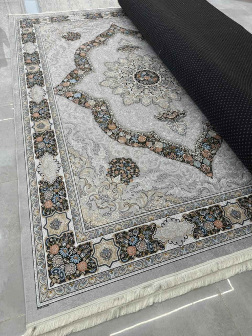 سڵاو کڕیاران فەرشی پشت لاستیکی ئیرانی بە نەخش و دیزاینی کاشان بە هەموو قیاسی بەردەستە 
بەگونجاوترین نرخ خوار هەموو بازاڕ 
نەخشی تازە و فول کوالیتی کە تریندی ساڵە 
4+3=130
3+5=160
3+6=180
2.5+4=115
3.5+3=115
3.5+2.5=100

ناونیشان ⬅️قەزای ڕزگاری 
دووسایدی ئەتفا/ بەرامبەر هەرزان بازاڕی لاندی 
ژمارە 📞***********/***********
گەیاندن هەیە بۆ هەموو شاری 
⬇️ 
⬇️
⬇️
⬇️
مرحبا المشترون المطاط الخلفي السجاد إيراني بسعر معقول.

يوجد کول قیاسات أستندر

4+3=130
3+5=160
3+6=180
2.5+4=115
3.5+3=115
3.5+2.5=100

العنوان/کلار
قزا ڕزگاري/ شارع أطفا/ مقابل رخيص السوق لاندی
رقم جوال/٠۷۷٠۲۲۱۳۹۹۳/٠۷۷۲٥۱۷۷۱۱٦

يوجد لدینا خدمة التوصیل لل جمیع محافضات العراق🚛
