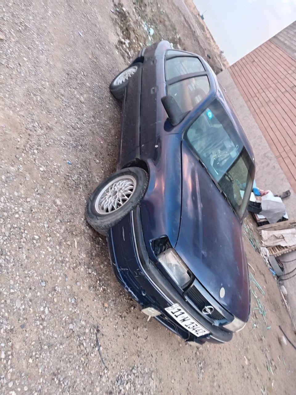 السلام عليكم مديل ٩٣ محرك ١٦٠٠ السياره بلاديه السعر ٢٨ وبيهه مجال حك الجيه*********** مكاني سامراء رقم بغداد دولي
