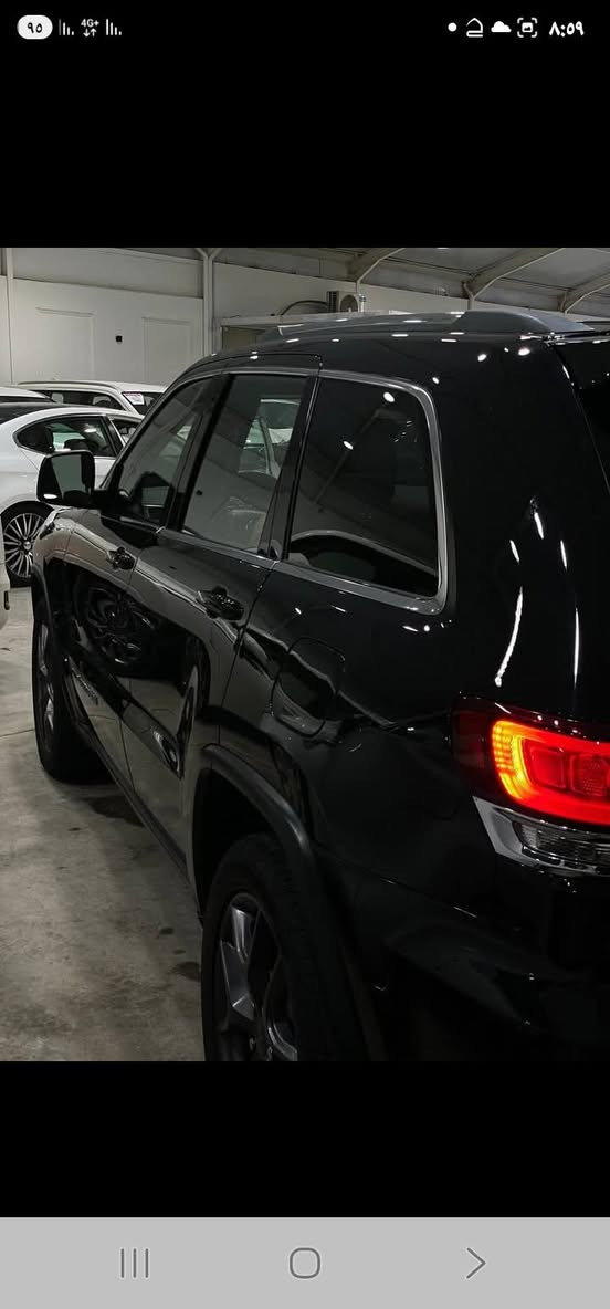 سلام عليكم اخوتي الاعزاء
للبيع جيب لاريدو موديل ٢٠٢٠ بغداد
حادث جاملغ وبنيد والبنيد امبدل اصلي 
مواصفات الاريدو معروفه 
كشن كهرباء 
فتحه 
رادار جانبي 
شاشه كبيره 
وبعد بيهه مواضفات
ماشيه ٤٥ الف
السعر ٢٣٥ وبيهه مجال 
السياره في بغداد حي الحسين 
***********
