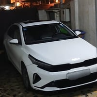 كيا k3 ماشية 57 الف كيلو موديل 2023 بأسمي  السعر 130 ورقة وبيها مجال  ...
