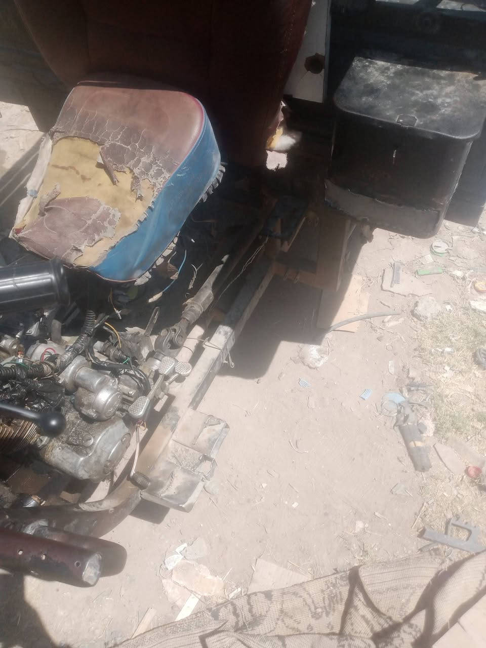 ستوته للبيع ما تشتغل اتخر حيل بتشغيل فه ابيعك كوم حديد سعر 350 الف مكاني شرقاط بعاجه مابيها واني بانزين ***********

