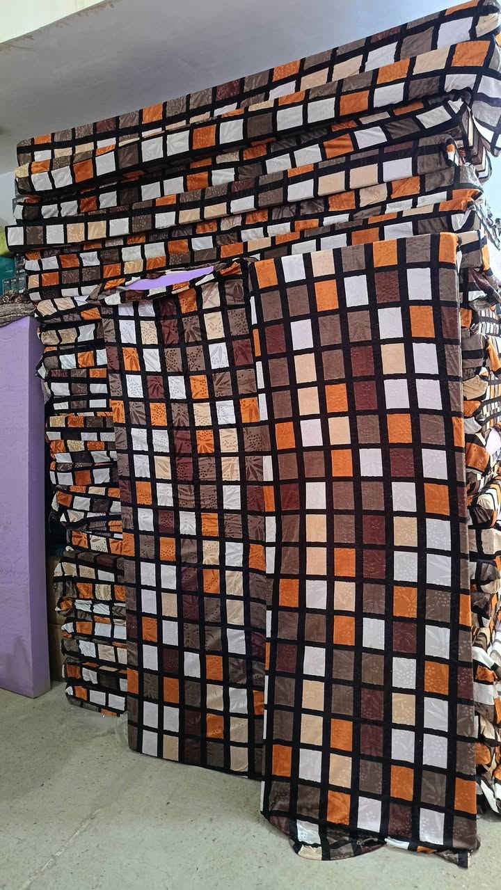 بفضل الله تم وصول وجبه جديده من

#دواشك_الاسفنج العراقي

نوعيه ممتازة و درجه اولى

اللي اخذو منها رجعو اخذو منها مره ثانيه

#القياسات // عرض ٧٠ سم ارتفاع ١١ سم طول مترين

#سعر_الدوشك_بدون_وجه
 ١٣٠٠٠ كل ٢ بسعر ٢٥٠٠٠ دينار فقط

#سعر_الدوشك_مع_الوجه
١٦٠٠٠ دينار كل قطعتين بسعر ٣٠٠٠٠ دينار فقط

متوفر خدمه توصيل على الدواشك
داخل قضاء عنه ٢٠٠٠ دينار

توصيل لراوه  ٥٠٠٠ دينار

للطلب والاستفسار و التوصيل مراسله الصفحة أو الرقم *********** متوفر واتساب
