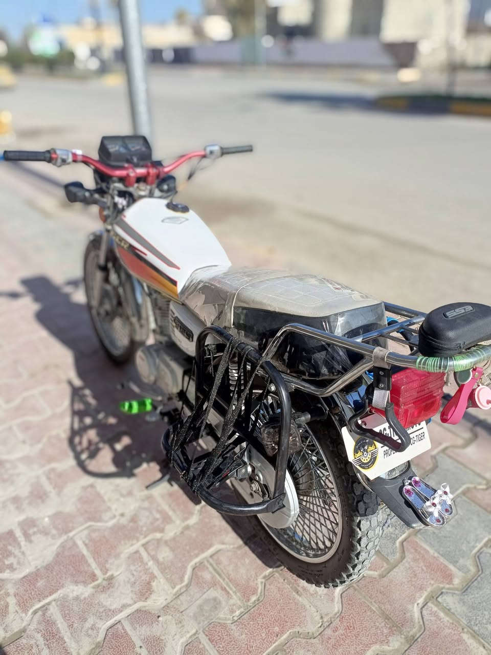 دراجة للبيع
تايكر 2020 نضافة كدام العين 
السعر 550 وبي مجال 
*********** اتصال + واتساب
