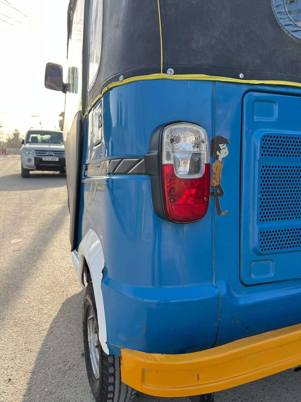 السلام عليكم تكتك TVS موديل 2021 شهر 6 رقم نكليزي تحويل مباشر  بيها هزه جديده تكتك خير من الله ما بيها نقص كبل للشارع جيب فيتر وتعال افحص السعر 6500
وبيها مجال رقم الهاتف/*********** بي وتساب
