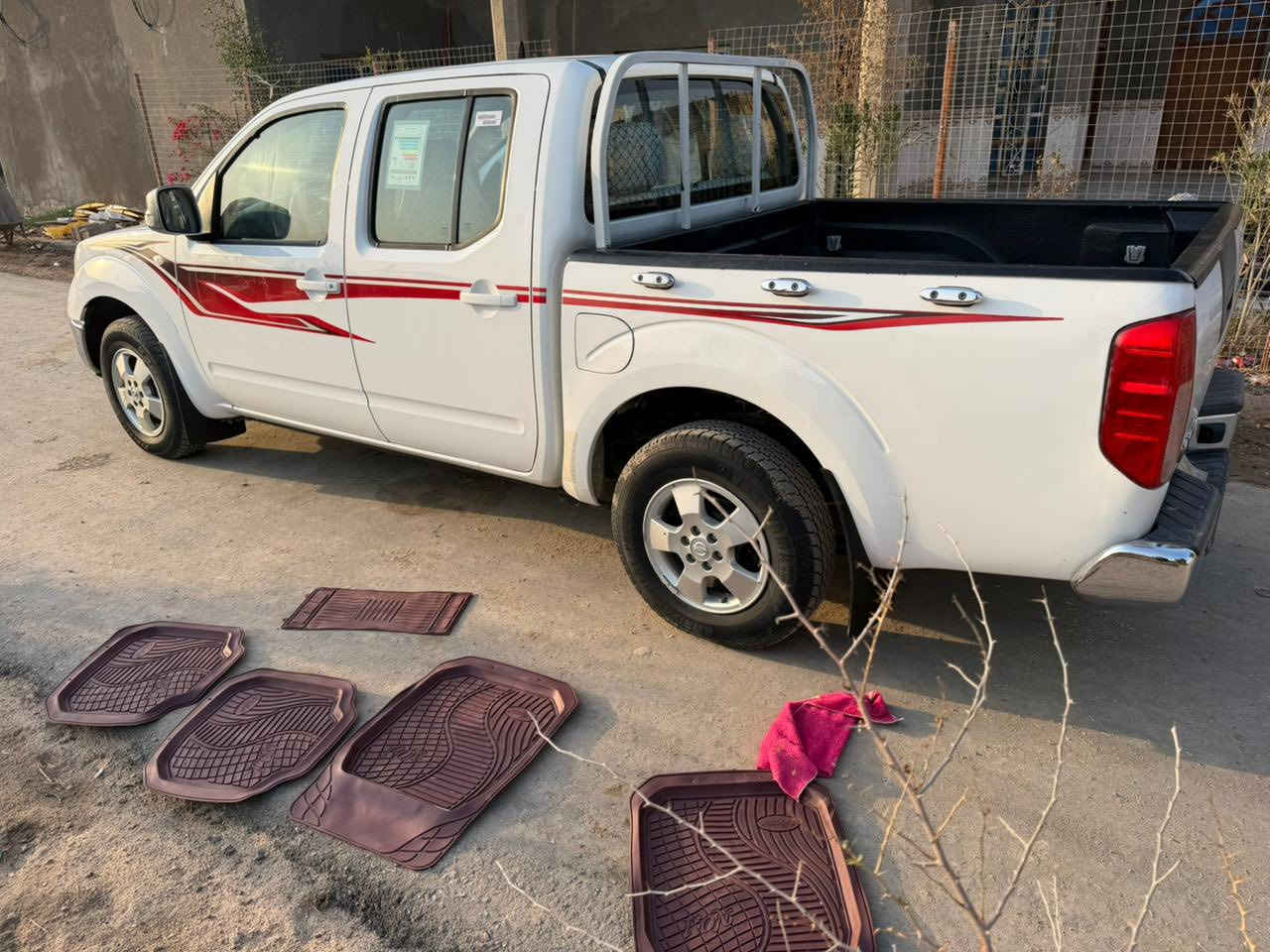 نيڤارة  مديل 15 سنوية منتهية  كفالة عامة السعر ١٣٥.         المكان البصره الدير.        للتواصل ***********
