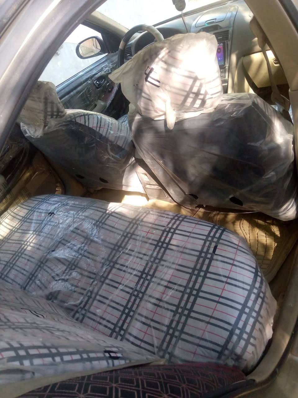 سلام عليكم نيسان  موديل 200 مكفوله مائيه ضربه مكينه وكير جدد كهربائيا ت كل شغاله دوشمه جديده تخم تاير نضيف ويل كب نضيف حداديه جديده سياره مال جناي رقم دولي راعيه يمي وخوش انسان ذهب اني مشتري من المالك مباشر    راعيه بكوفه   مكاني عباسيه سعرها 43 بيه مجال  ***********
