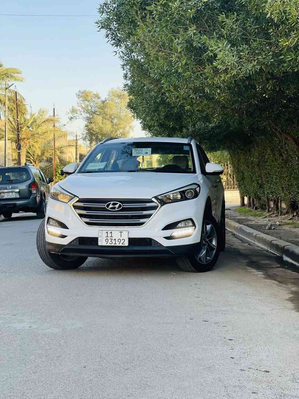 السلام عليكم
للبيع توسان موديل ١٨ شركة الكاصد خليجيه  كفاله عامة بيها كرت بخشم البنيد اثر تشليع والباقي مكفول محرك كير تبريد قطعتين  تدفئة صدر أمامي اوخلفي جديد تخم تاير رقم بغداد آلجديد بسمي 
مال بيت نظيفه جدآ
السعر ١٧٤ وبيها مجال 
 للإستفسار***********
العوان بغداد
