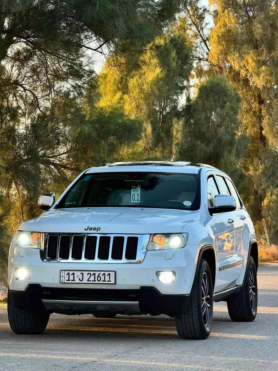 جيب كراند شيروكي LlMlTED خليجي  2013 وكالة .
‏
4x4 فول موصفات  1/1 رقم بغداد
 
السيارة كفالة عامة حتى الدعاميات ع وضع الشركة.
ما عدا كارت تكحيل وبارد كد شبر مثل ما موضح بالمنشور الباقي كفاله عامة.

حجم المحرك : 6سلندر 3600  
ماوس وضعيات قياده الفور ويل 
* بانوراما
* ⁠تشغيل عن بعد
*غرفه السياره عسلي 
*بصمه دخول ذكي
*صندوق كهربائي 
*شاشه قلاب 
*كشنات الاماميه كهربائي 
*خزن وضع المقاعد والستيرن 
*ويل حجم  18
*هوك امامي خلفي
* كاميرا خلفية 
* حساسات خلفية وامامية 
* مرايا متحركه عند الرجوع للخلف  
*تعتيم مريا 
*ستيرن كهربائي متحرك  
* كشنات تدفئة امامي وخلفي 
* كشنات امامي تبريد 
* ستيرن تدفئة   
*  لايت زنون
*زراك لايت
* سستم صوت ٩ سماعات دمام خلفي   
* تحكمات ستيرن فول
* تدفئة مرايا جانبيه
* ⁠سيارة جديدة بالحقيقة بعد احلى من الصور.
رقم الهاتف:

***********

***********
