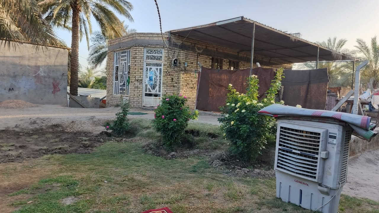 🔥 فرصة ذهبية للمستثمرين وأصحاب المشاريع 🔥

مزرعة + بيتين شبه كاملات للبيع
📍بابل السياحي – قرب الامام الحسن (ع) الياسية
فرع التبليط المقابل مجمع الأنباري  مباشرة

📐 المساحة: ٢ دونم
🛣️ شارع تبليط وتبعد عن الشارع العام ١٥٠ متر فقط
🌴 مزروعة نخيل وتين وحمضيات وأشجار متنوعة
🏡 بيتيـن شبه كاملات
✅ سند تحويل مباشر

✨ تصلح كمزرعة واستراحة عائلية
✨ وتصلح أيضاً للتقسيم إلى قطع سكنية واستثمار مضمون

الي يريدها مزرعة فهي جاهزة 🌴
والي يريد يقسمها قطع فموقعها ممتاز جداً للاستثمار 💰

📞 للاستفسار والتواصل: ***********
🏡 مكتب سيد حسن عرفان 🏡
