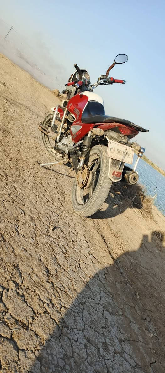 السلام عليكم موتور امزت عالي للبيع موديل 19 محرك 200 سعر 825  بي مجال قليل صلاح الدين الدجيل الاتصال***********
