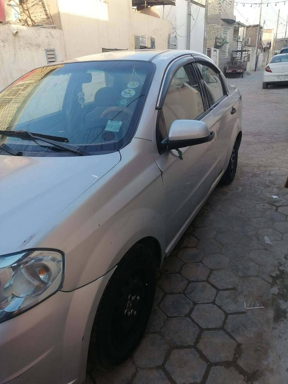 سلام عليكم
افيو موديل 2007 مكينه 1600 مسكر جديده تايرات جدد مصبوغه حزام السعر 60وبيها مجال
***********
