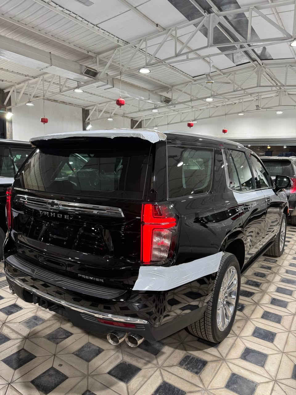 شركة الخليج العربي بغداد النهضة الشارع الثاني (*********** / *********** / *********** /***********)
السعر (98 مليون ) مع الرقم بغداد 
* تاهو برايمر زيرو 2024 رقم بغداد 
* ⁠ضمان وكالة المنصور 
* ⁠الموديل 2024 رقم بغداد
* ⁠اللون اسود العداد (زيرو)
* ⁠حجم المحرك : 5.3 Cc
* ⁠خمس كامرات محيطية 
* ⁠نظام الرفع (جكات)
* ⁠دفع رباعي (4 * 4)
* ⁠فتحة سقف (بانوراما)
* ⁠شاشة امامية بالحجم الكبير 
* ⁠علامة ضوئية سوداء 
* ⁠شاشات عدد (2)
* ⁠دوسات كهرباء 
* ⁠ردادارات تحديد مسار 
* ⁠قيادة ذاتية توقف ذاتي 
* ⁠كراسي كهرباء تبريد وتدفئة 
* ⁠جنطة كهرباء 
* بصمه تشغيل بصمات ابواب 
* رادار نقطة عمياء تحديد مسار 
* نظام تشغيل واطفاء السياره ذاتي نظام تحديد مسار
* ⁠حساس امامي خلفي 
* ⁠شركة الخليج العربي 
بغداد النهضة الشارع  الثاني ***********
السعر (98 مليون دينار) مع الرقم 
نضام البيع المباشر والمراوس (جملة مفرد)
ملاحظة:- يتوفر لدينا جميع انواع التاهو الجمسي بغداد, العراق
