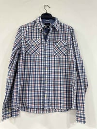 ماركة Guess • مقاس M