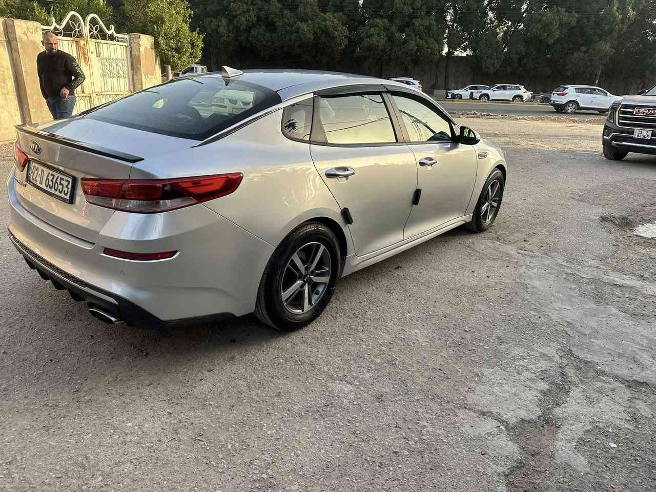 السلام عليكم كيا اوبتماموديل 2020رقم اربيل بدون أرباك ماشيه 73مكان السياره الاعظميه راداركامره دواره 3نضام سرعه السعر135وبيه مجال *********** صور الحادث منشور قطعه وحده وشويه بارد
