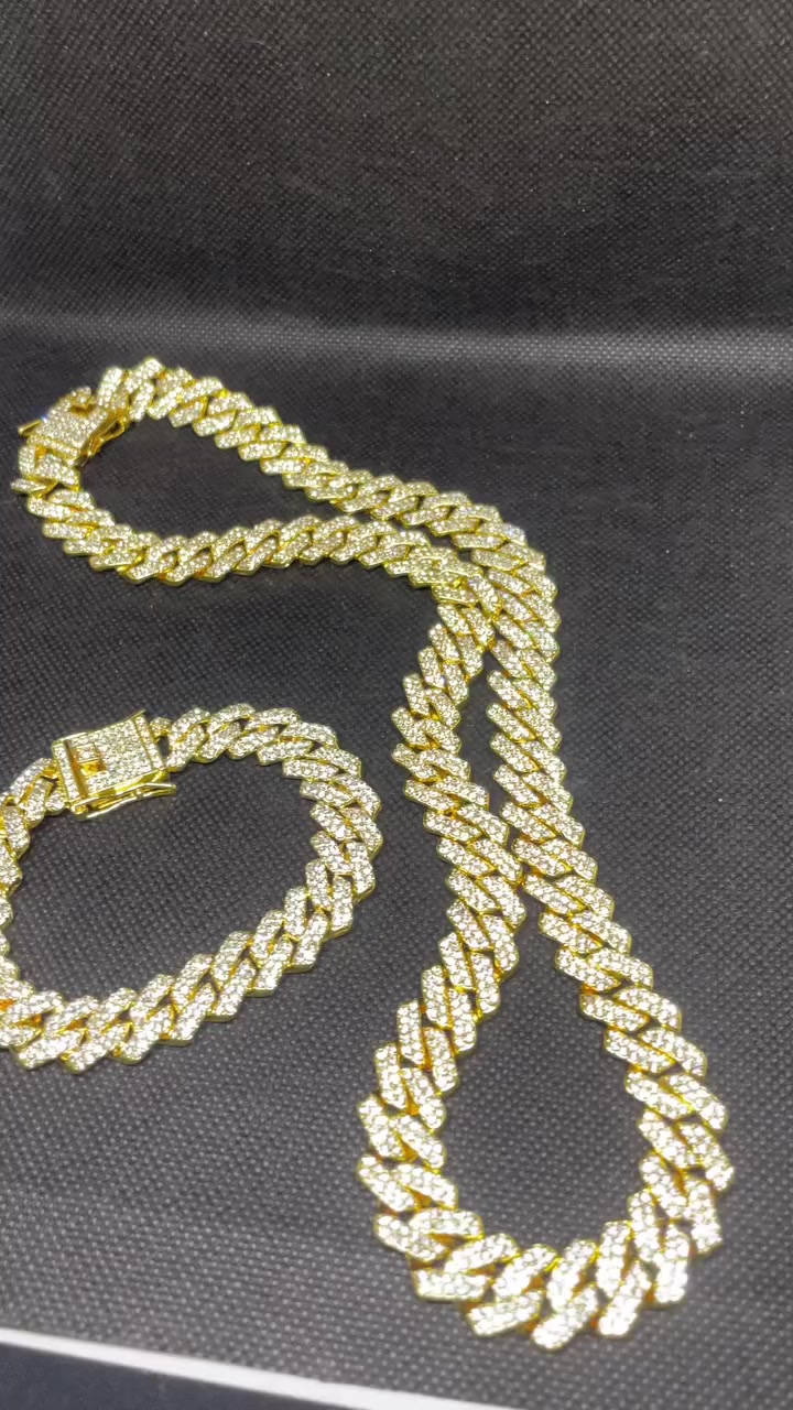 اللهم صلِّ على سيدنا محمد

طخم كارتير موناكو 

مزاد الى ساعة 10 الصبح ينهتي بالعافية عليكم مقدمة🤍


**إذا كنت صاحب هذا الإعلان وتريد حذفه لأي سبب، رجاءا أرسل رسالة إلى الدعم الفني**