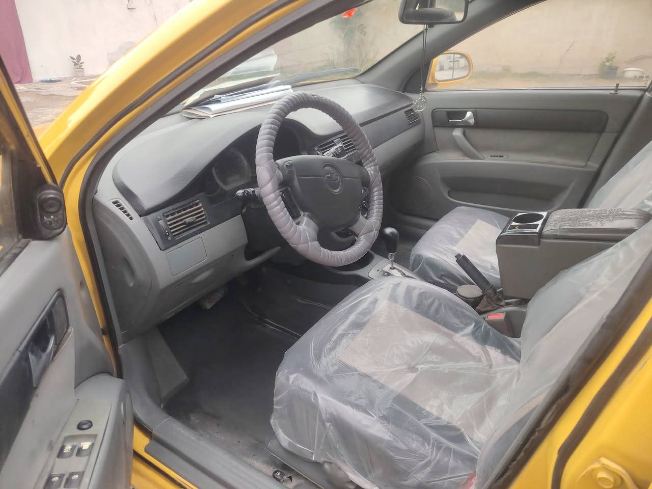 السلام عليكم سياره اوبترا للبيع سياره 2011 كفاله عامه مسبوق عام للجماليه سعر 65ل الوان بغداد المنصور سياره مقفوله من الضربه سنه اولى 30 ***********
