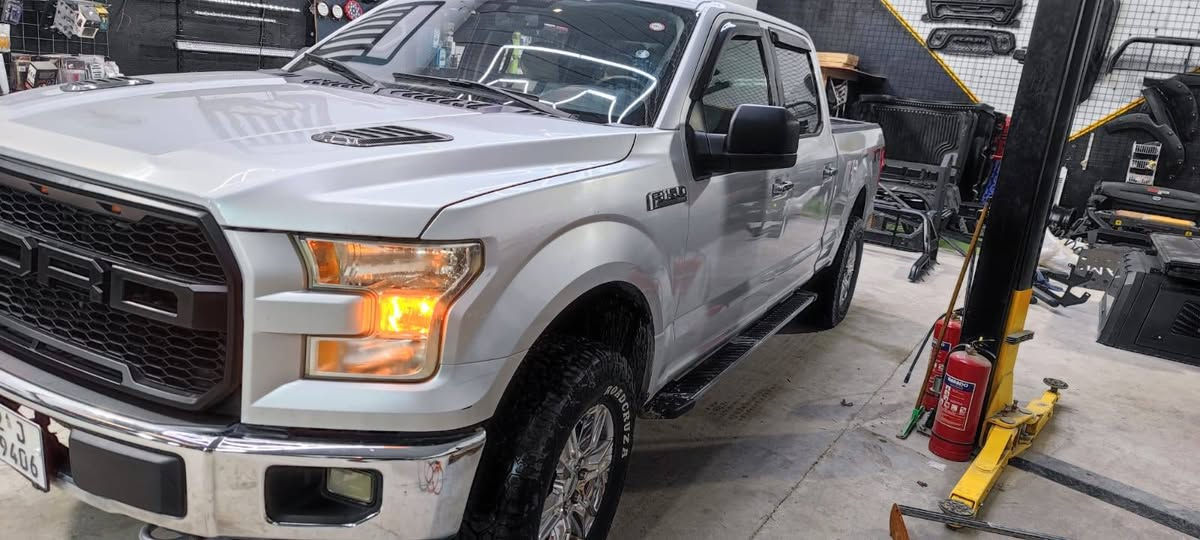 XLT  F150 موديل 15محرك 8سلند سياره داخله كلين بدون حادث بل عراق صار بيها كم مكان صبغ موجود سونار رقم أربيل مسوي هزه قبل أسبوع فور ويل فتحه خلفيه كامره   كرسي كهربائي تحم مرايه  تحكم ستيرن تدفئه تبريد شقل سياره بل بصره *********** سياره بسمي تحويل  سعر 175
