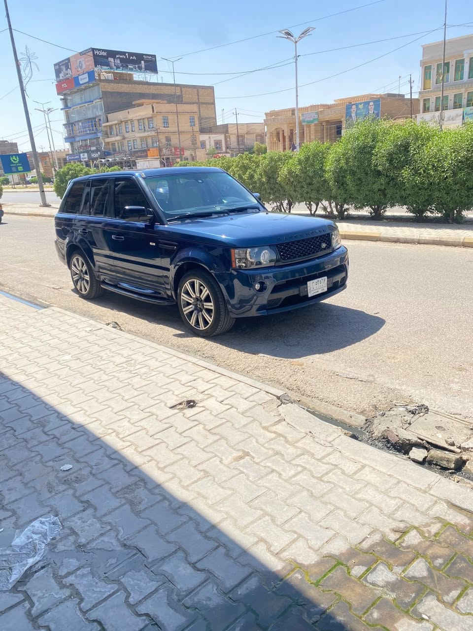 السلام عليكم 
رانج روفر 2012 
ماشيه 112 كم حقيقي 
مكينه عادي مو سوبر 
السياره جاهزه للاخير شرط 
مكانه السماوه 
ترهم مراوس


**إذا كنت صاحب هذا الإعلان وتريد حذفه لأي سبب، رجاءا أرسل رسالة إلى الدعم الفني**