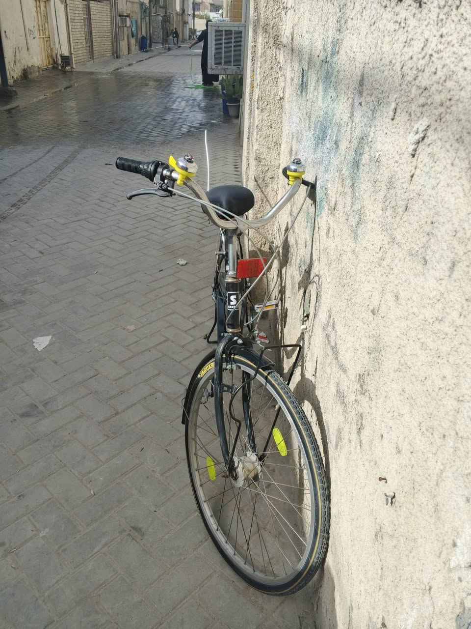 بايسكل بناتي للبيع سعر 60 بي مجال مكاني بغداد مدينه الصدر ***********
