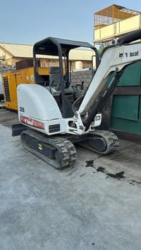 حفار 328 • موديل 2010 • 3 سلندر