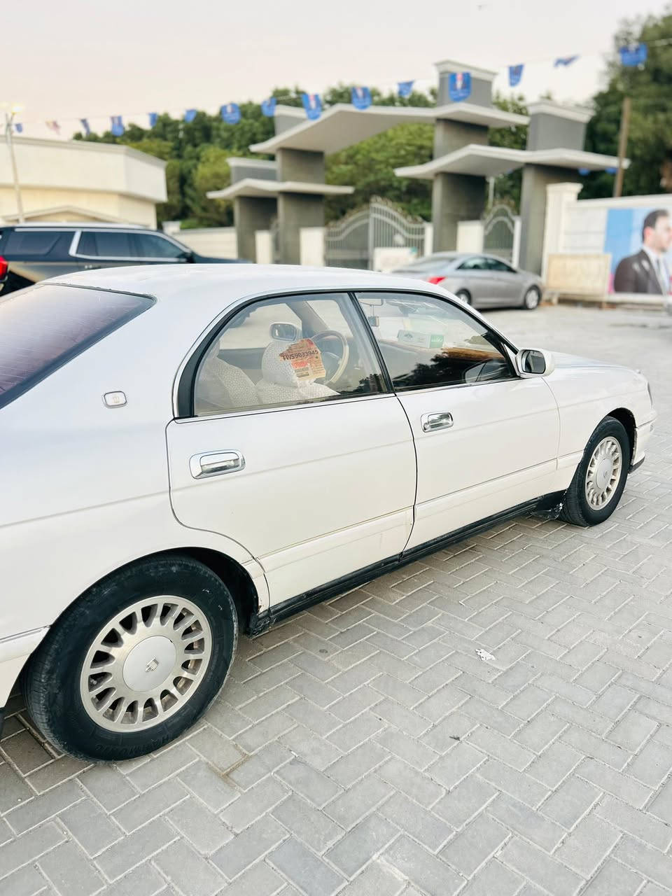 سلام عليكم سياره بطه فصل مديل 95 كفاله عامه كلش سنويه ورقم جديد بسمي بصره
مكينه وكير وحداد وتخم تاير وتبريد قطعتين ثلج حته الثلاجه تشتقل جاهز 100/100 سياره جاهزه ترايك وين مايعجبك *********** 
سعر 75 وبيه مجال
