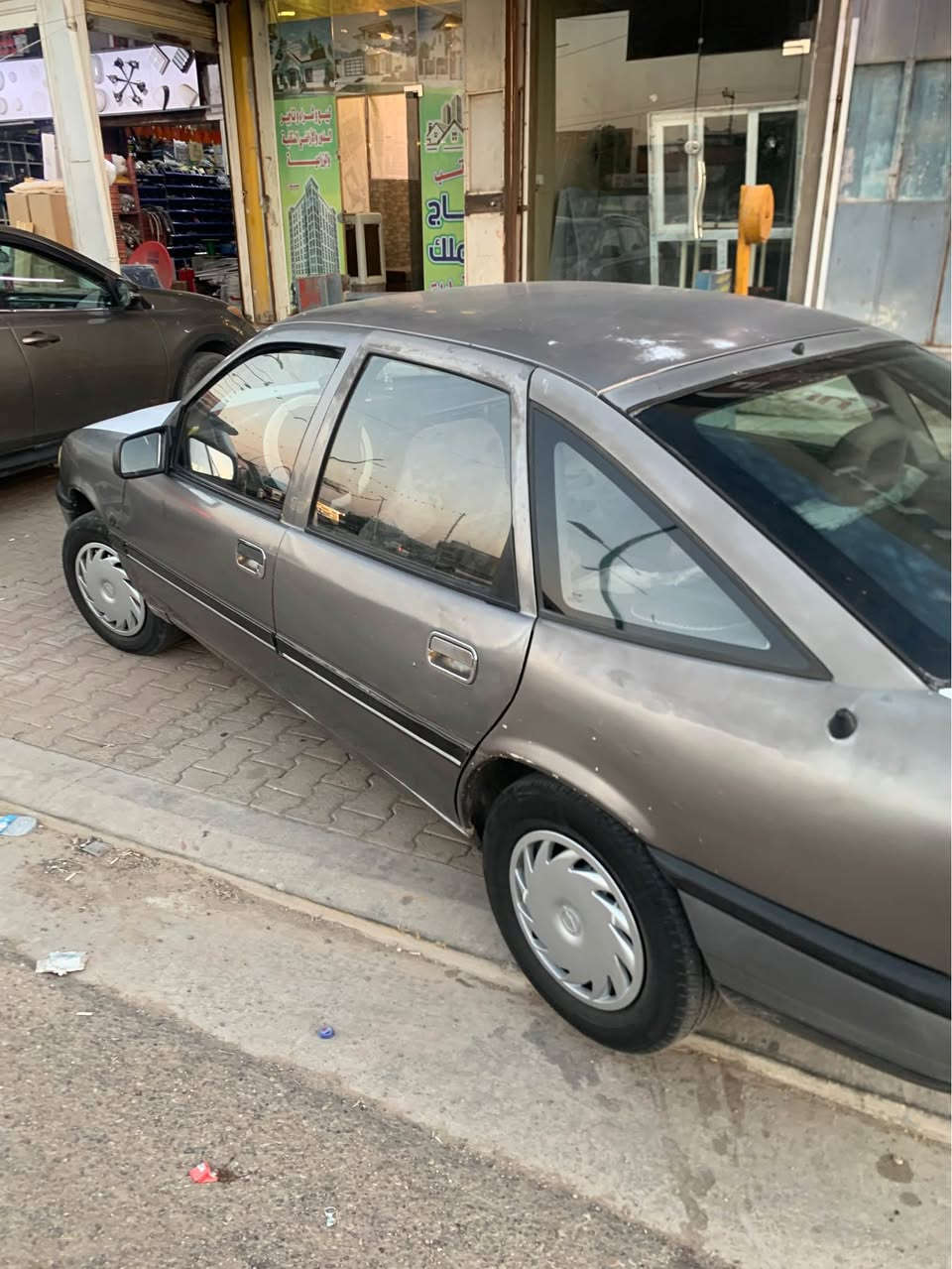 سلام عليكم للبيع اوبل فكتره موديل 91 سنويه لل 2030 جديد رقم دولي شرط تحويل بي بطاقه كوبون بدون ضربه بس هلالات بادي بي خياس قليل محرك 16قايش عريض دواخل جديد دوشمه جديد  عن تفاصيل زايد خابر او دلل *********** سعر 30 بي مجال قليل للطيبين مكان سياره كركوك حي عسكري Singapore
