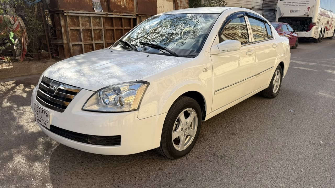 للبيع شيري اي فايف موديل 2012 رقم بغداد تحويل ثاني يوم جاهزه مابيها نقص كير مكينه صدر جديد شاشه كامره داخلها جديد مكينه 2000 كير اوتو ماتيك ميكانيك المرغوب مكفوله من الضربه بيها تصليحات اخياسات ومسويهن  السعر 46 مكانها بغداد الشعب للستفسار ***********
